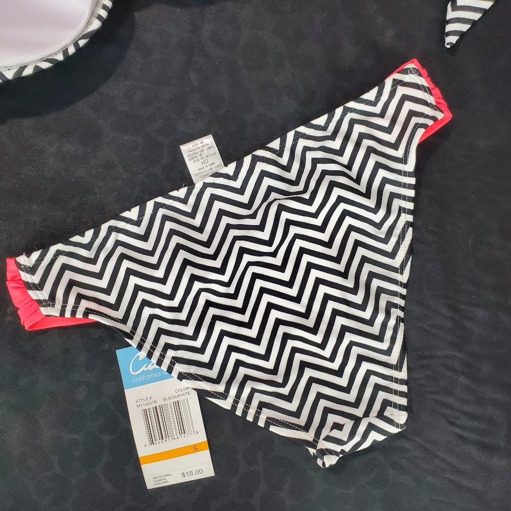 California Waves Chevron Striped Bikini Set Medium Top Small Bottom NWT Blk/Whit - Picture 4 of 7